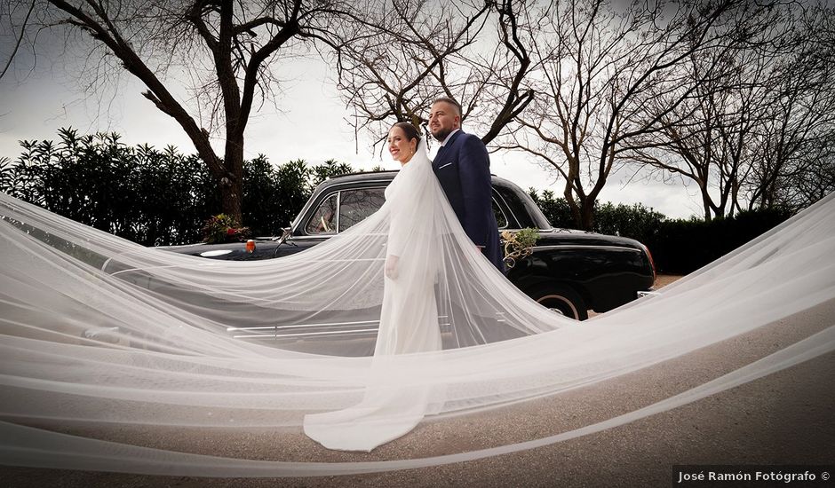 La boda de Pilar y Juan Alfonso en Posadas, Córdoba