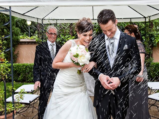 La boda de Antonio y Esther en San Sebastian De Los Reyes, Madrid 23