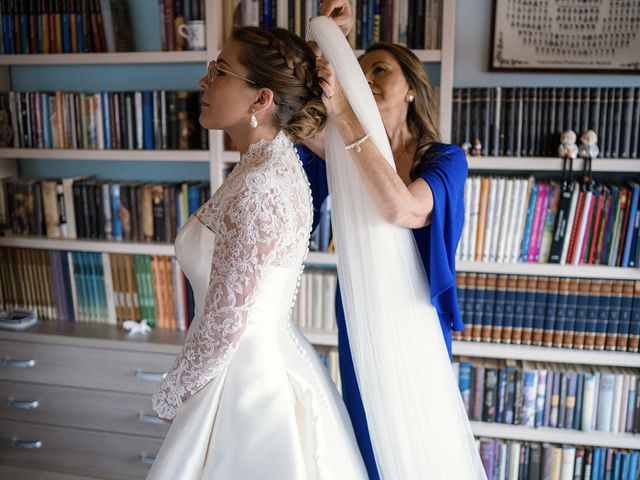La boda de Carlos y Cristina en Alcalá De Henares, Madrid 2