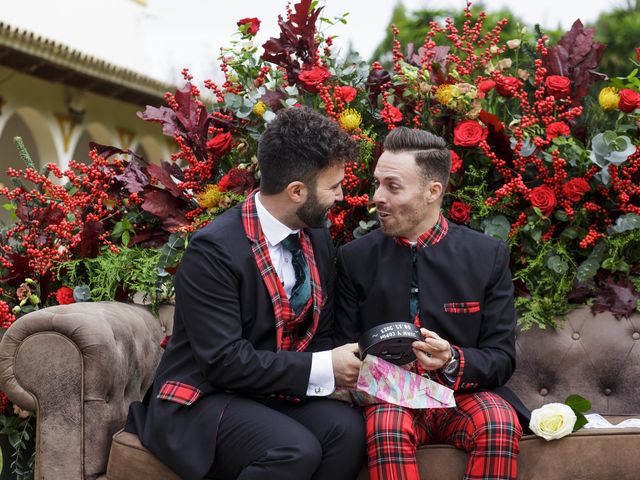 La boda de Juan y Copín en Almendralejo, Badajoz 21