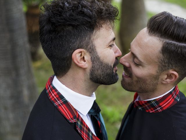 La boda de Juan y Copín en Almendralejo, Badajoz 25