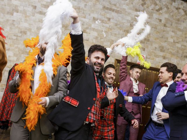 La boda de Juan y Copín en Almendralejo, Badajoz 29