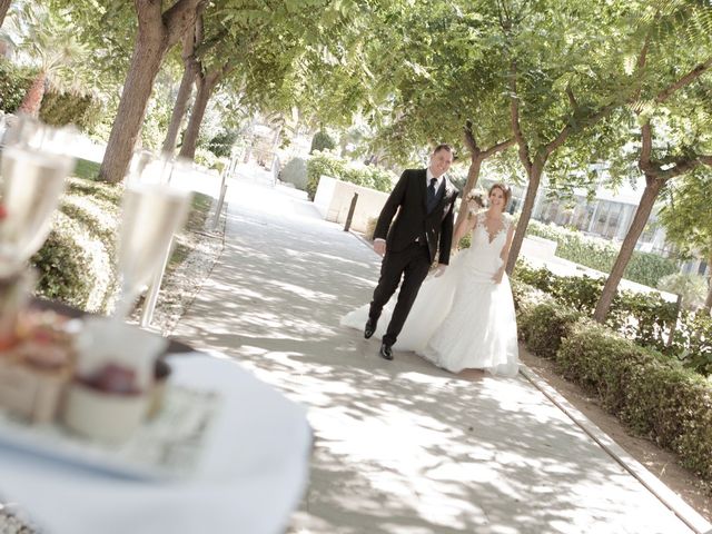 La boda de David y Cristina en La Pineda, Tarragona 44