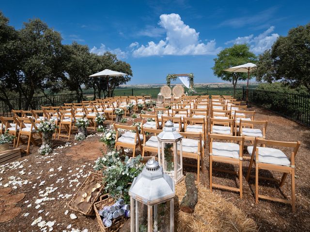La boda de David y Sonia en Benavente, Zamora 24