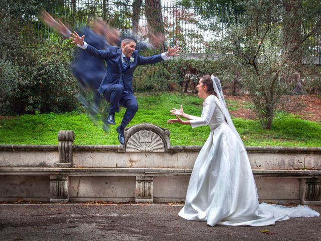 La boda de Javier y Lydia en Virgen Del Puerto (El Alamo), Madrid 2