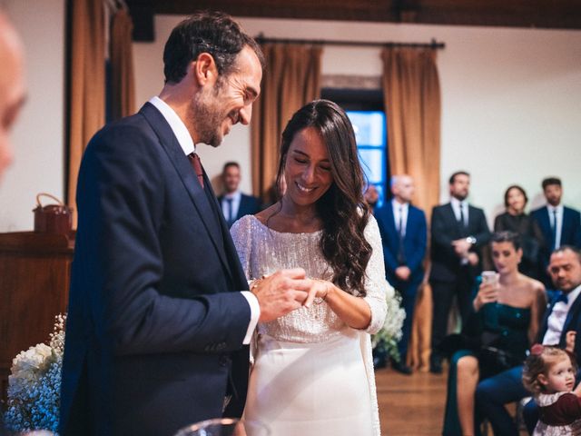 La boda de Carlos y Paula en Santiago De Compostela, A Coruña 2