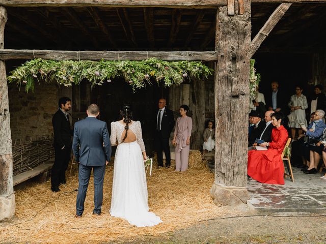 La boda de Jon y Jone en Zumarraga, Guipúzcoa 27