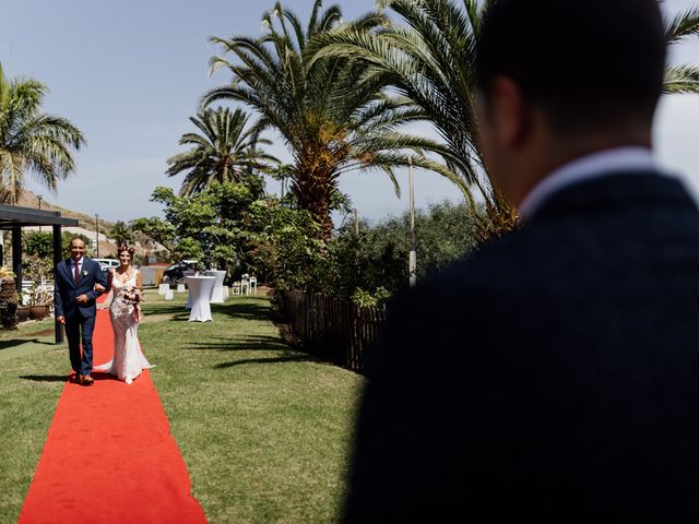 La boda de David y Carolina en Telde, Las Palmas 21