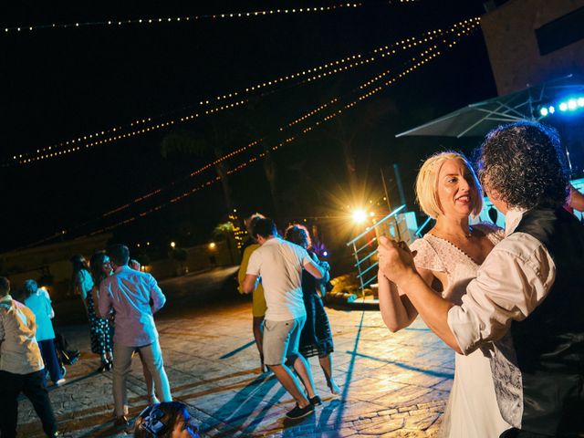 La boda de Salva y Raquel en Tavernes De La Valldigna, Valencia 1