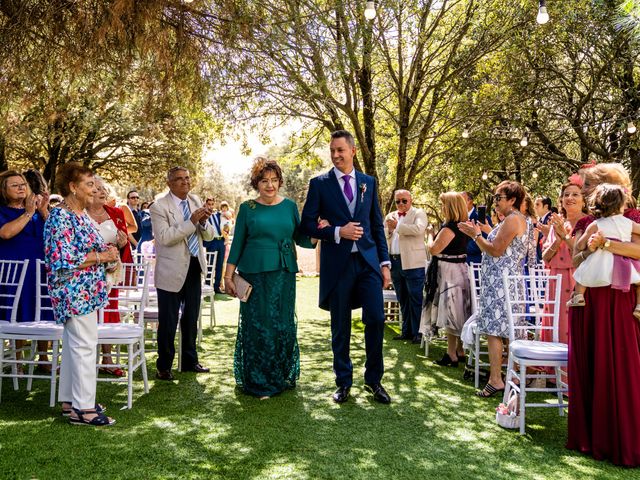 La boda de Manuel y Lucía en Madrid, Madrid 17