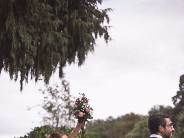 La boda de Juan y Isabel en Redondela, Pontevedra 33