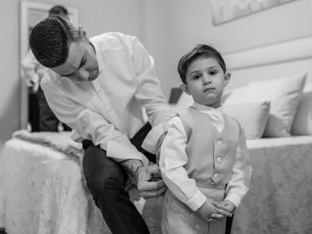 La boda de Juan y Gina en L&apos; Olleria, Valencia 4