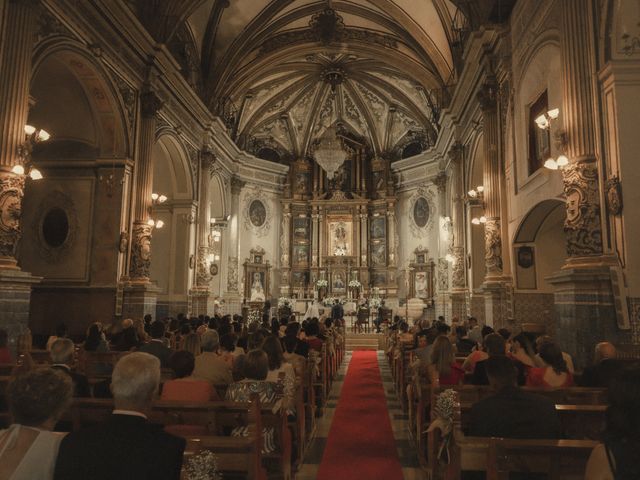 La boda de Juan y Gina en L&apos; Olleria, Valencia 35