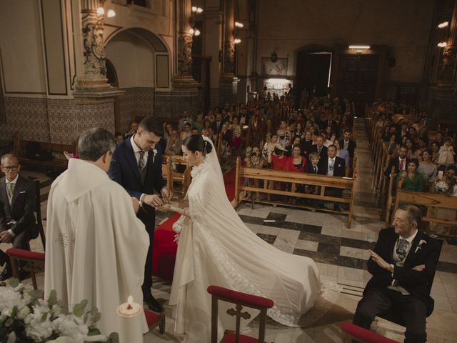 La boda de Juan y Gina en L&apos; Olleria, Valencia 37