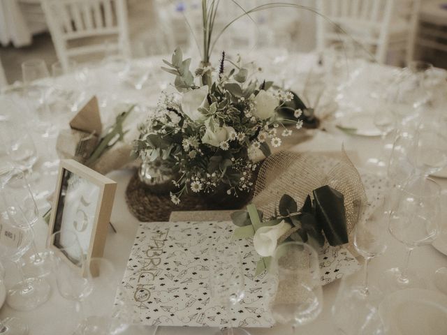 La boda de Juan y Gina en L&apos; Olleria, Valencia 62