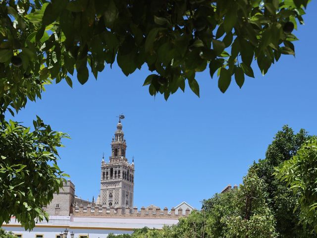 La boda de Santi y Laura en Dos Hermanas, Sevilla 25