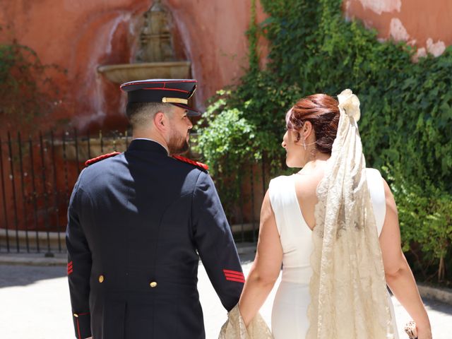 La boda de Santi y Laura en Dos Hermanas, Sevilla 26