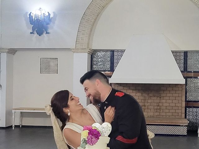 La boda de Santi y Laura en Dos Hermanas, Sevilla 31
