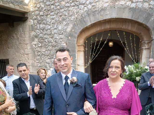 La boda de Tomeu y Tamara en Bunyola, Islas Baleares 24