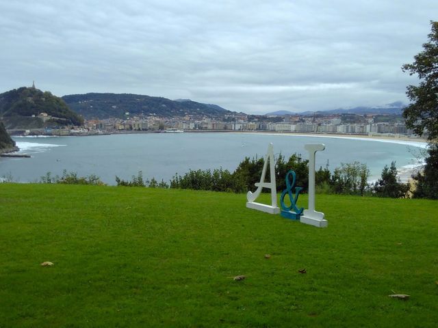 La boda de Iñigo y Ainhoa en Donostia-San Sebastián, Guipúzcoa 1