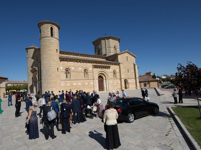 La boda de Raúl y María en Fromista, Palencia 8
