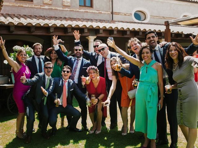 La boda de Javier y Giselle en Cembranos, León 11