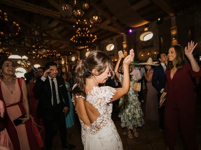 La boda de Javier y Giselle en Cembranos, León 29