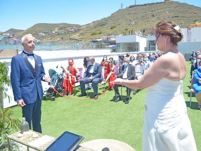 La boda de Jose y Isabel  en Santa Cruz De Tenerife, Santa Cruz de Tenerife 33