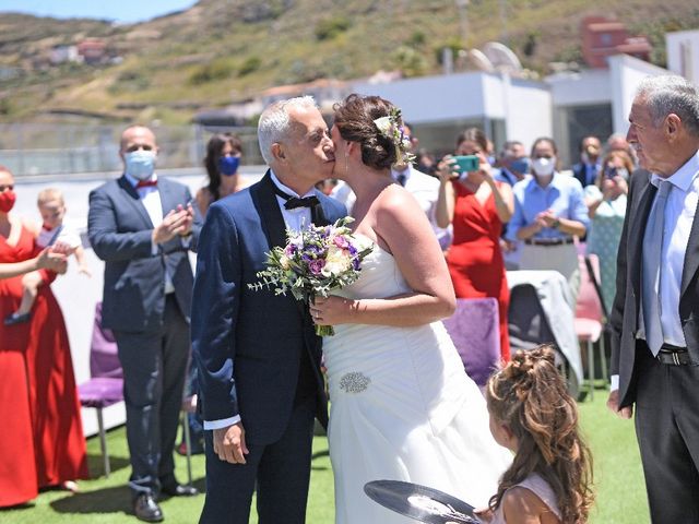 La boda de Jose y Isabel  en Santa Cruz De Tenerife, Santa Cruz de Tenerife 34