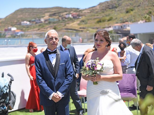 La boda de Jose y Isabel  en Santa Cruz De Tenerife, Santa Cruz de Tenerife 35