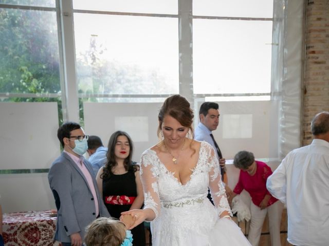 La boda de Kike  y Ana en Torrejón De Ardoz, Madrid 24