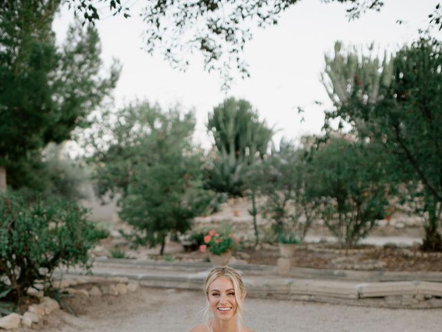 La boda de Victor y Brianna en San Juan De Alicante, Alicante 57