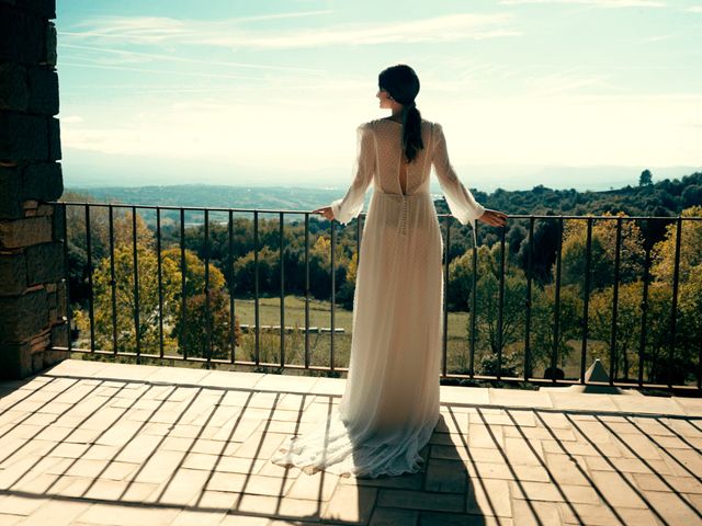 La boda de Pau y Julia en Sant Pere De Torello, Barcelona 17