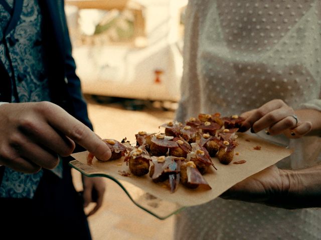 La boda de Pau y Julia en Sant Pere De Torello, Barcelona 34