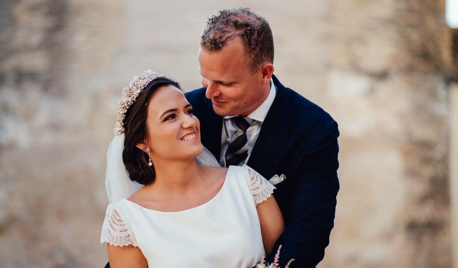 La boda de Tom y Ana en Villanueva Del Ariscal, Sevilla