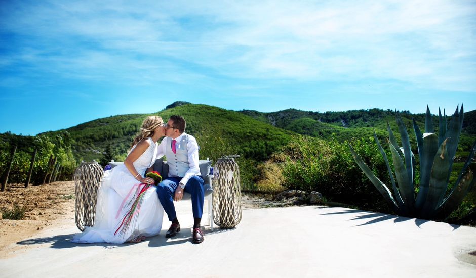 La boda de Xavier y Mar en Vilafranca Del Penedes, Barcelona