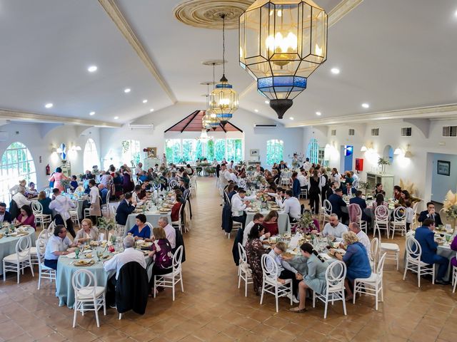 La boda de Ismael  y Sonia  en Fuentes De Andalucia, Sevilla 24