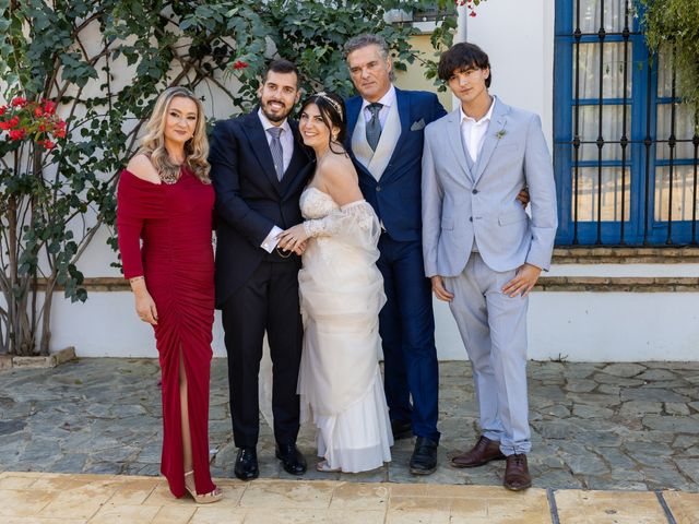 La boda de Ismael  y Sonia  en Fuentes De Andalucia, Sevilla 37