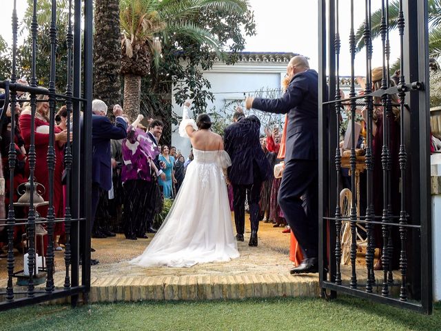 La boda de Ismael  y Sonia  en Fuentes De Andalucia, Sevilla 48