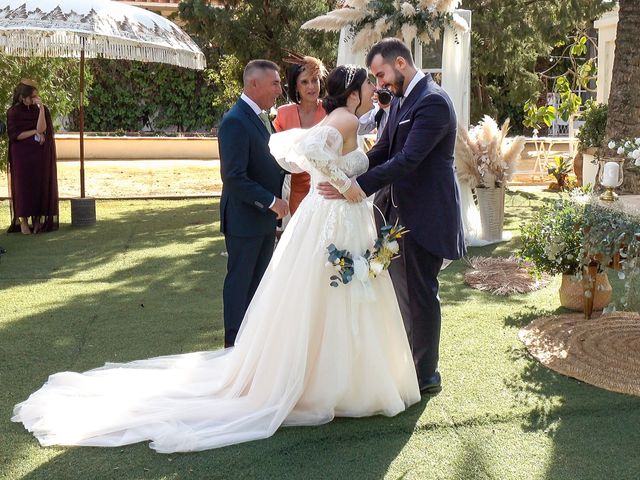 La boda de Ismael  y Sonia  en Fuentes De Andalucia, Sevilla 56