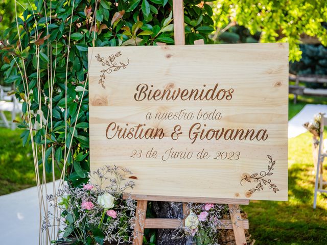 La boda de Cristian y Giovana en Sant Fost De Campsentelles, Barcelona 24