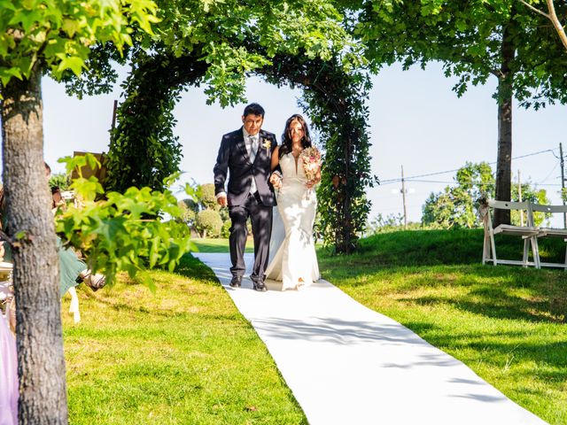 La boda de Cristian y Giovana en Sant Fost De Campsentelles, Barcelona 27