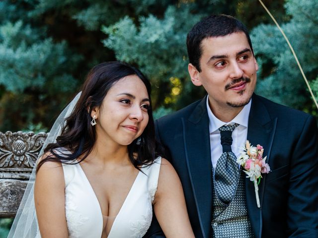 La boda de Cristian y Giovana en Sant Fost De Campsentelles, Barcelona 34