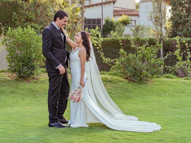 La boda de Cristian y Giovana en Sant Fost De Campsentelles, Barcelona 41