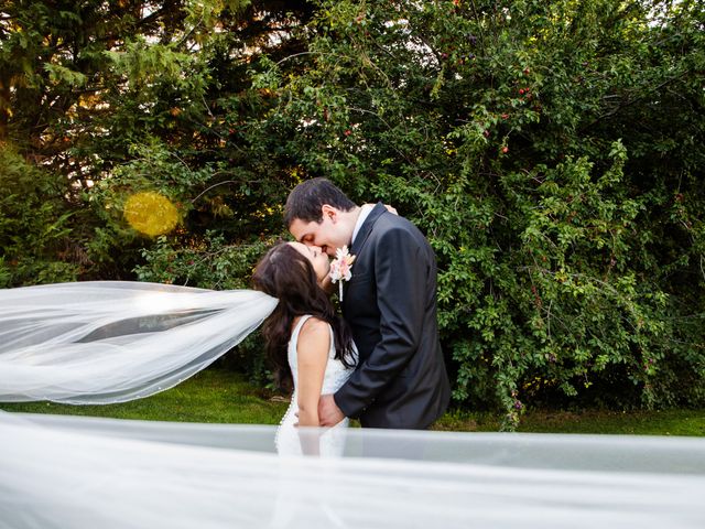 La boda de Cristian y Giovana en Sant Fost De Campsentelles, Barcelona 43