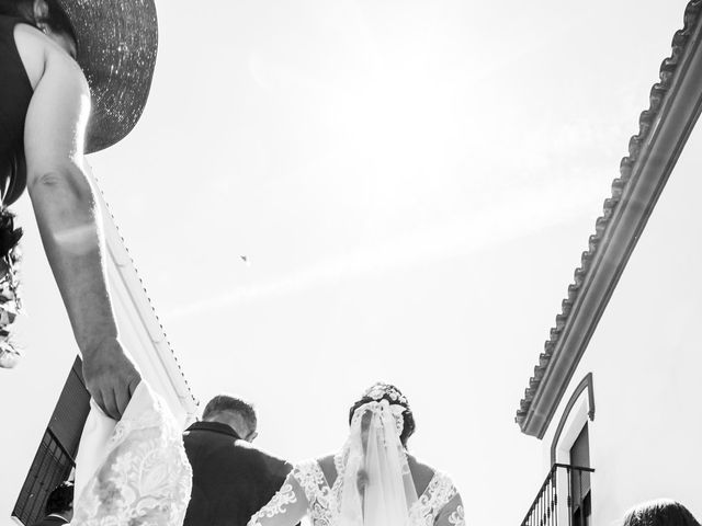 La boda de Alejandro y Nati en Castilblanco De Los Arroyos, Sevilla 3