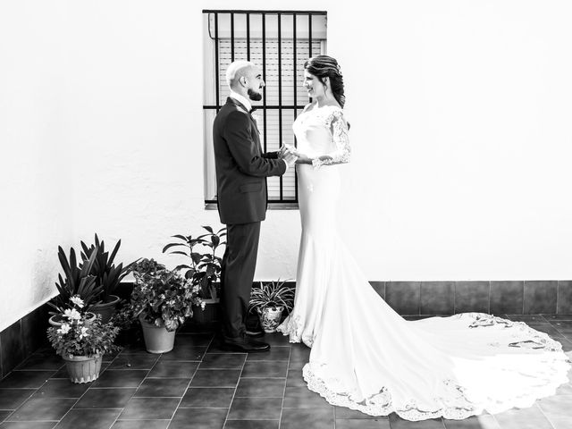 La boda de Alejandro y Nati en Castilblanco De Los Arroyos, Sevilla 15