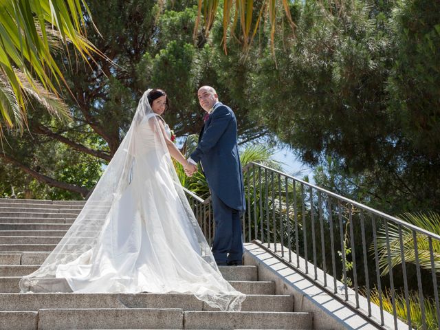 La boda de Carlos y Paula en Madrid, Madrid 23