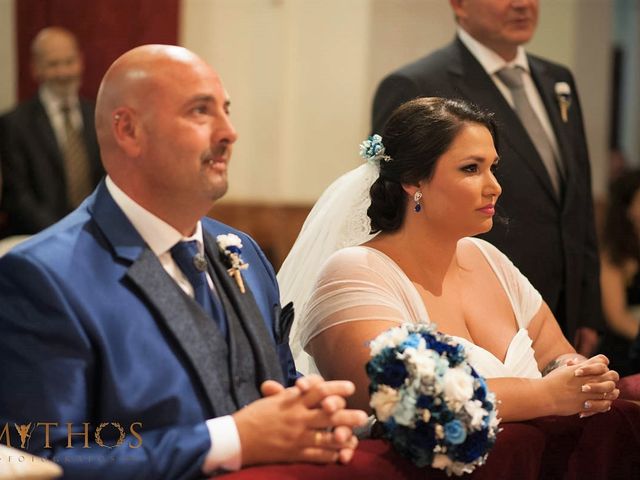 La boda de Juan Carlos y Eva Maria en Sevilla, Sevilla 28