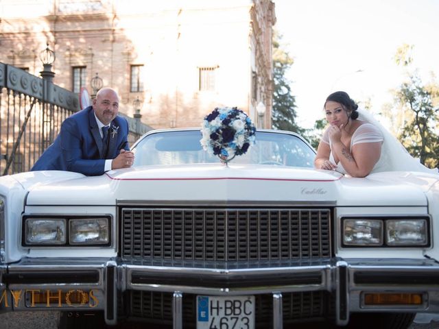 La boda de Juan Carlos y Eva Maria en Sevilla, Sevilla 38
